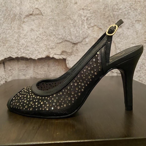 Adrianna Papell Black Fame Slingbacks - Picture 1 of 3